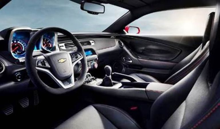 2019 Chevy Camaro Interior