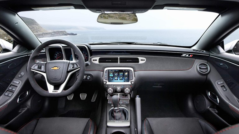 2020 Chevy Camaro Interior