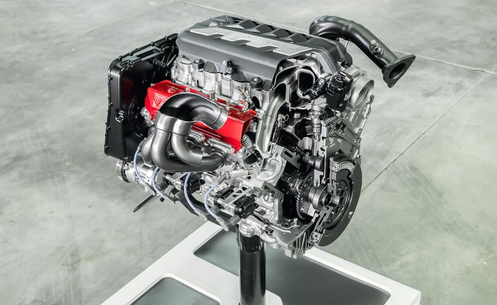2024 Chevrolet Corvette SUV Engine