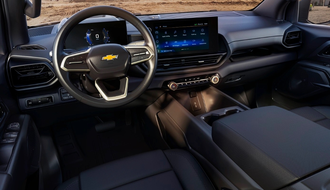 2024 Chevrolet Silverado EV Interior