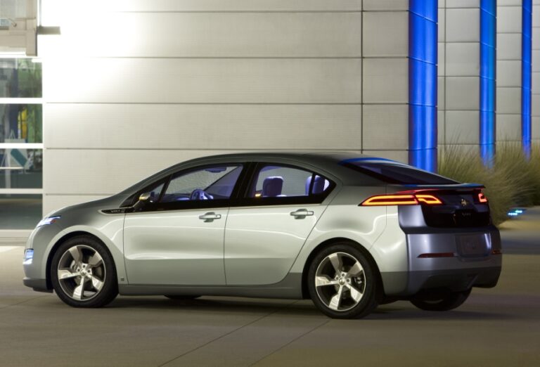 2024 Chevrolet Volt Exterior