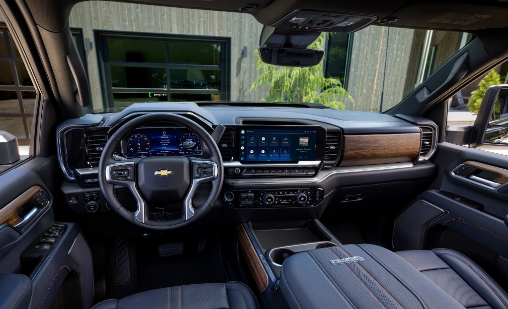 2024 Chevy Silverado 3500HD Interior