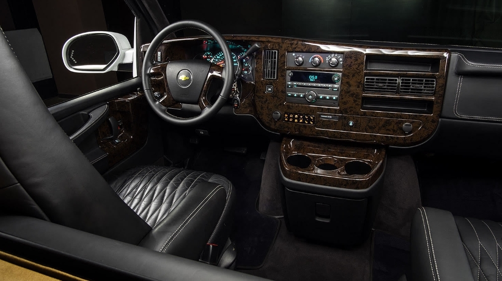 2025 Chevy Express Interior