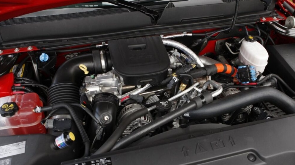 2025 Chevrolet Silverado 1500 LTD Engine