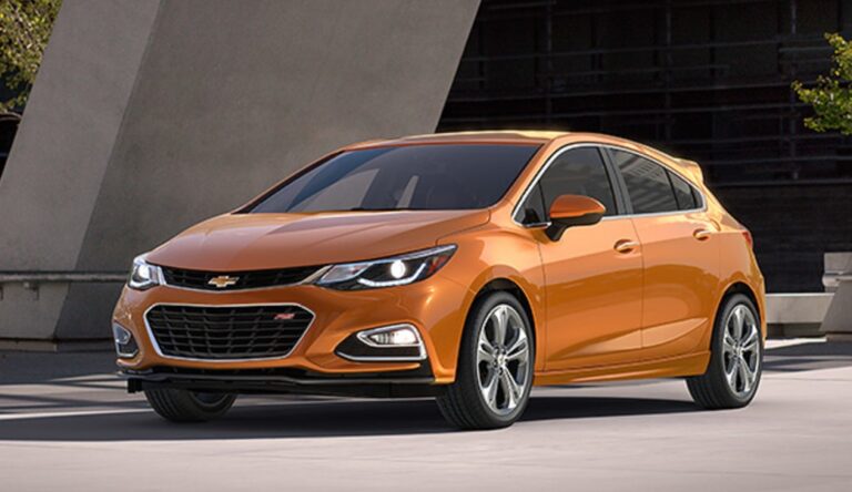 2025 Chevrolet Cruze Hatchback Price